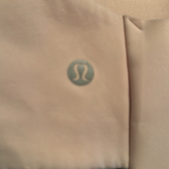 Lulu Seamless Pink Sports Bra - Picture 3 of 6